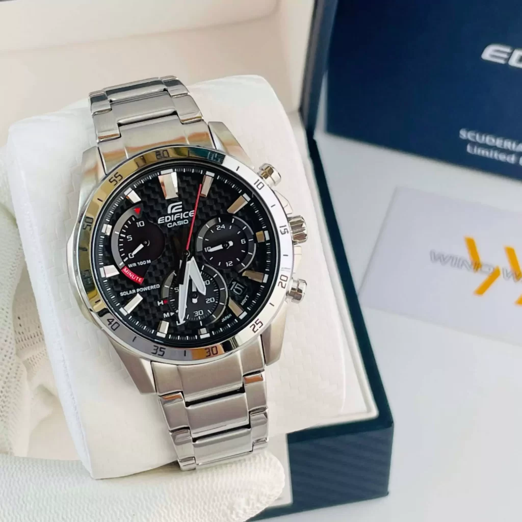 EDIFICE EQS-930D-1AV