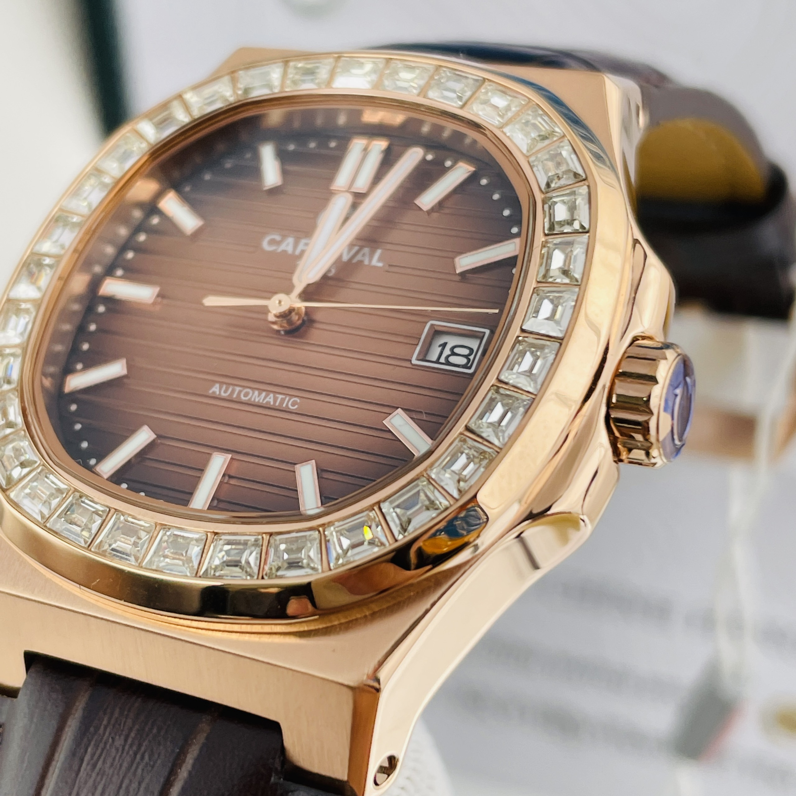 CARNIVAL 8108G-VH-D-N AUTOMATIC - KÍNH SAPPHIRE 3 carnival-8108g