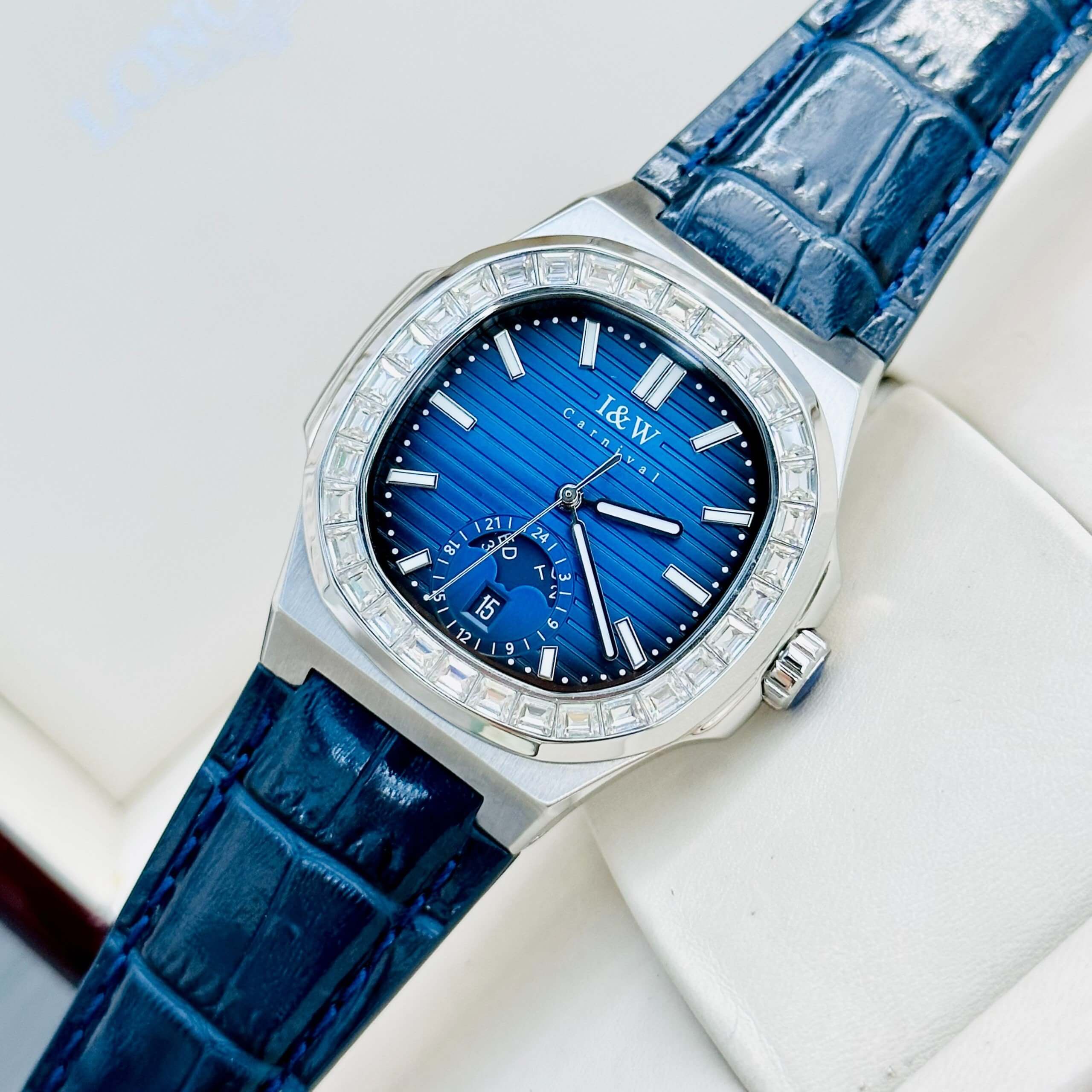 Carnival I&W 735G - Dây Da - Mặt Xanh - Kính Sapphire 4 Đồng Hồ Nam Carnival I&W 735G Dây Da sang trọng - lịch lãm