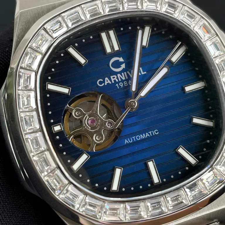Carnival 8128G-VT-X 2 Đồng hồ Carnival 8128G-VT-X