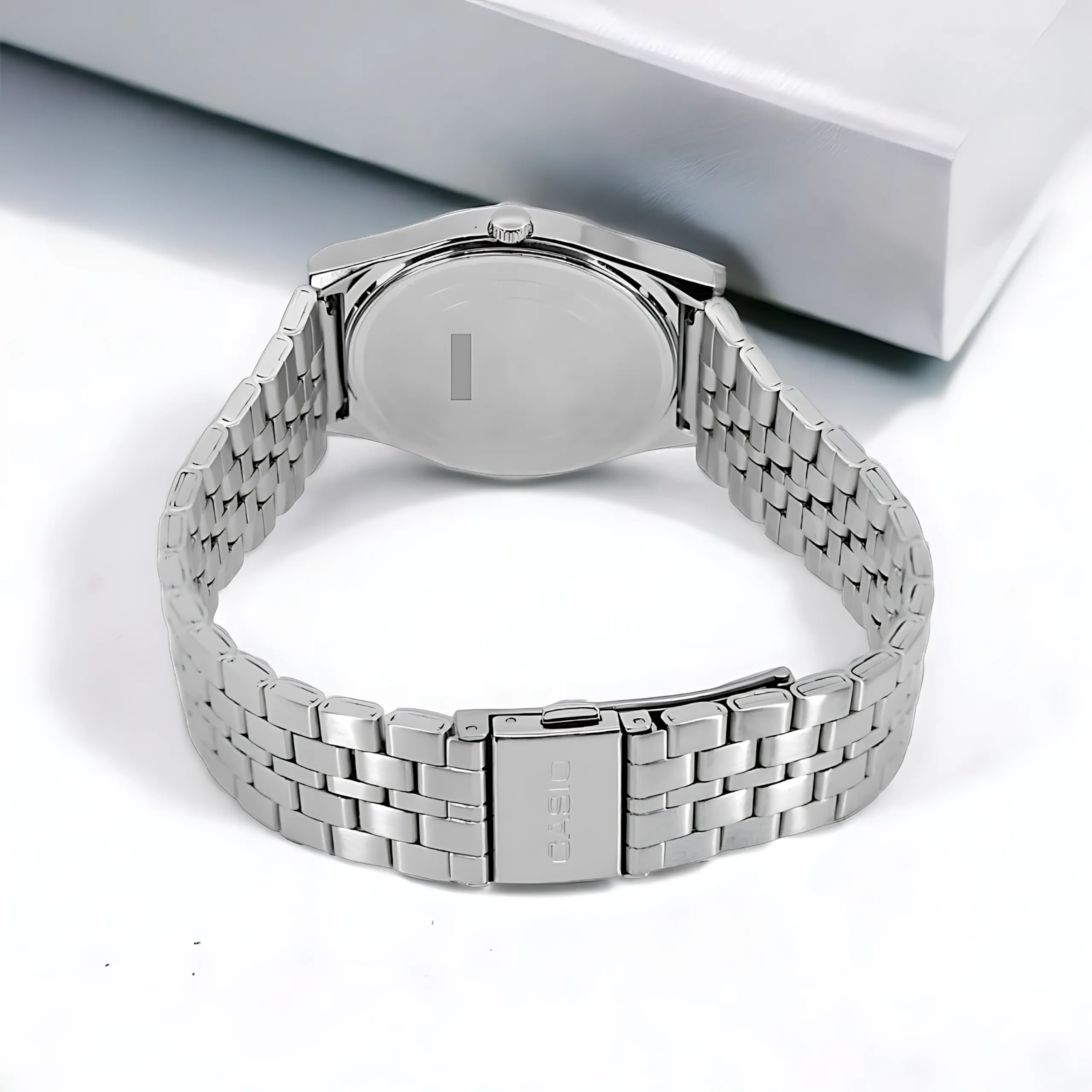 Dây đeo đồng hồ kết cấu dễ tháo rời, tùy chỉnh cho mọi size tay người dùng
