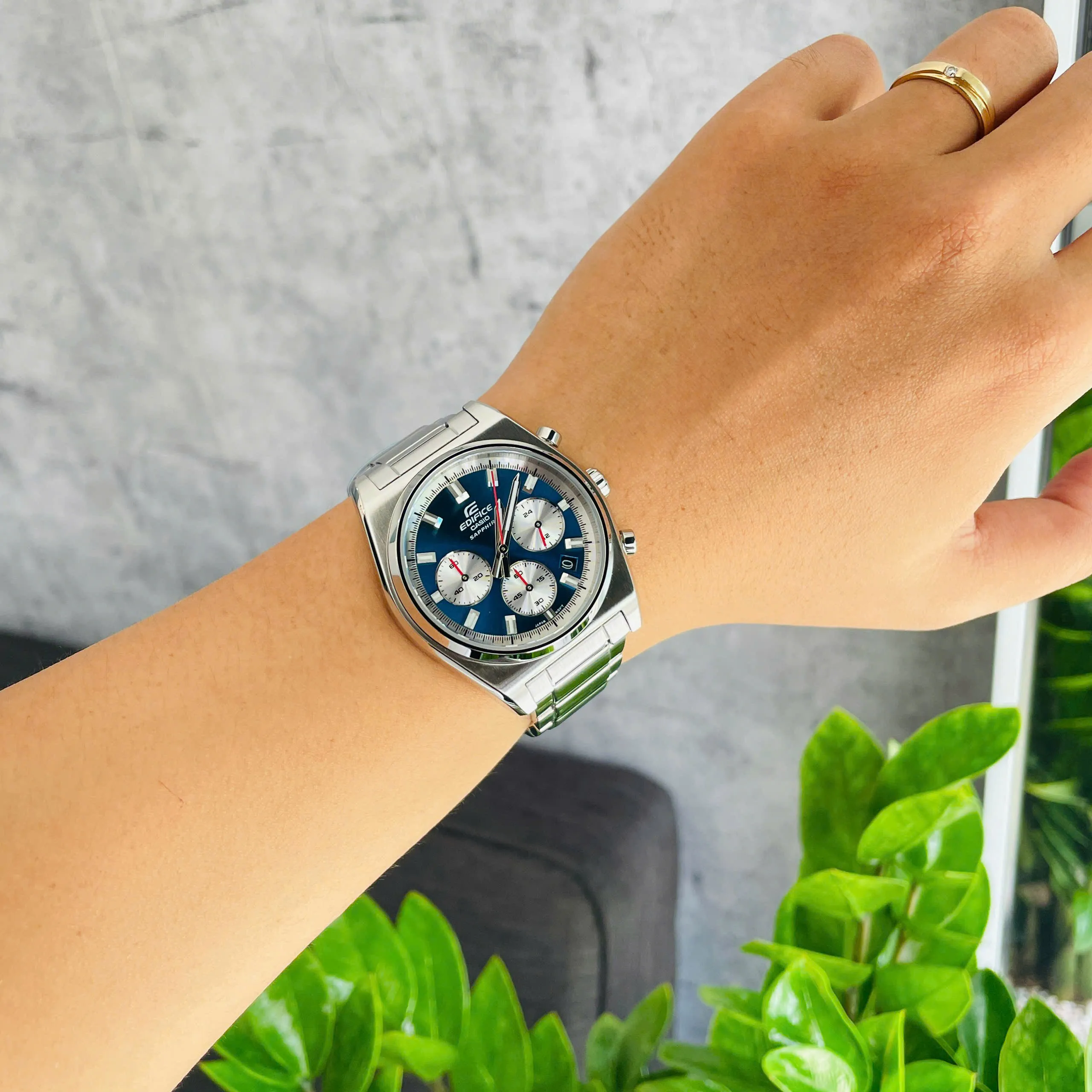 EDIFICE EFB-730D-2AV 5 CASIO EDIFICE EFB-730D-2AV