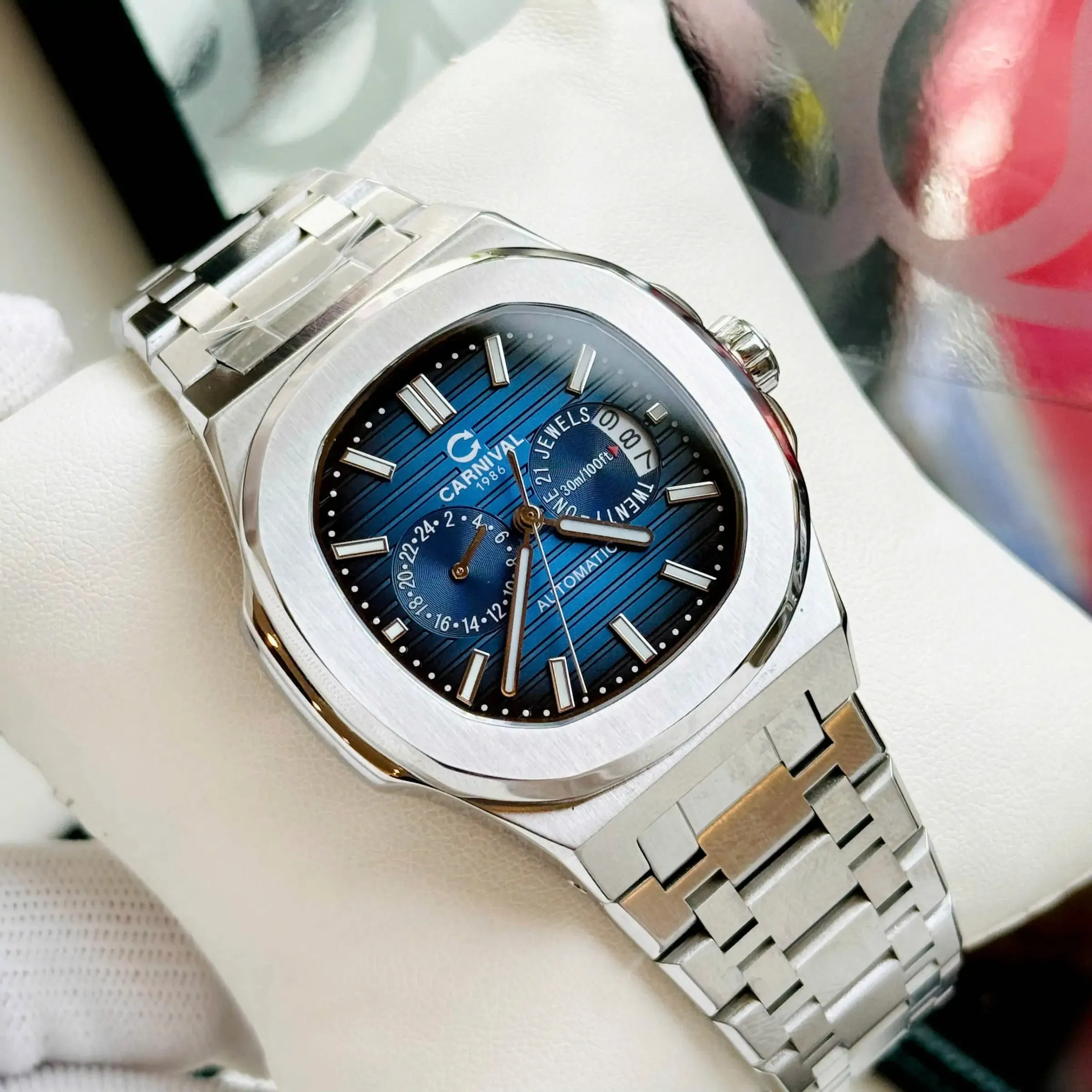 CARNIVAL 8158G-VT-X 18 CARNIVAL 8159G-VT-X